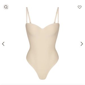Skims Body Underwire Thong Bodysuit